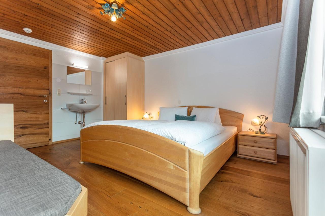 Gaestehaus Dreier Neukirchen am Grossvenediger Bagian luar foto